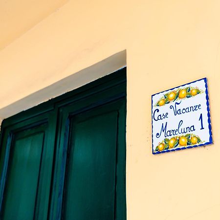 Mare Luna - Appartamento Nel Centro Storico Di Salerno Exterior foto