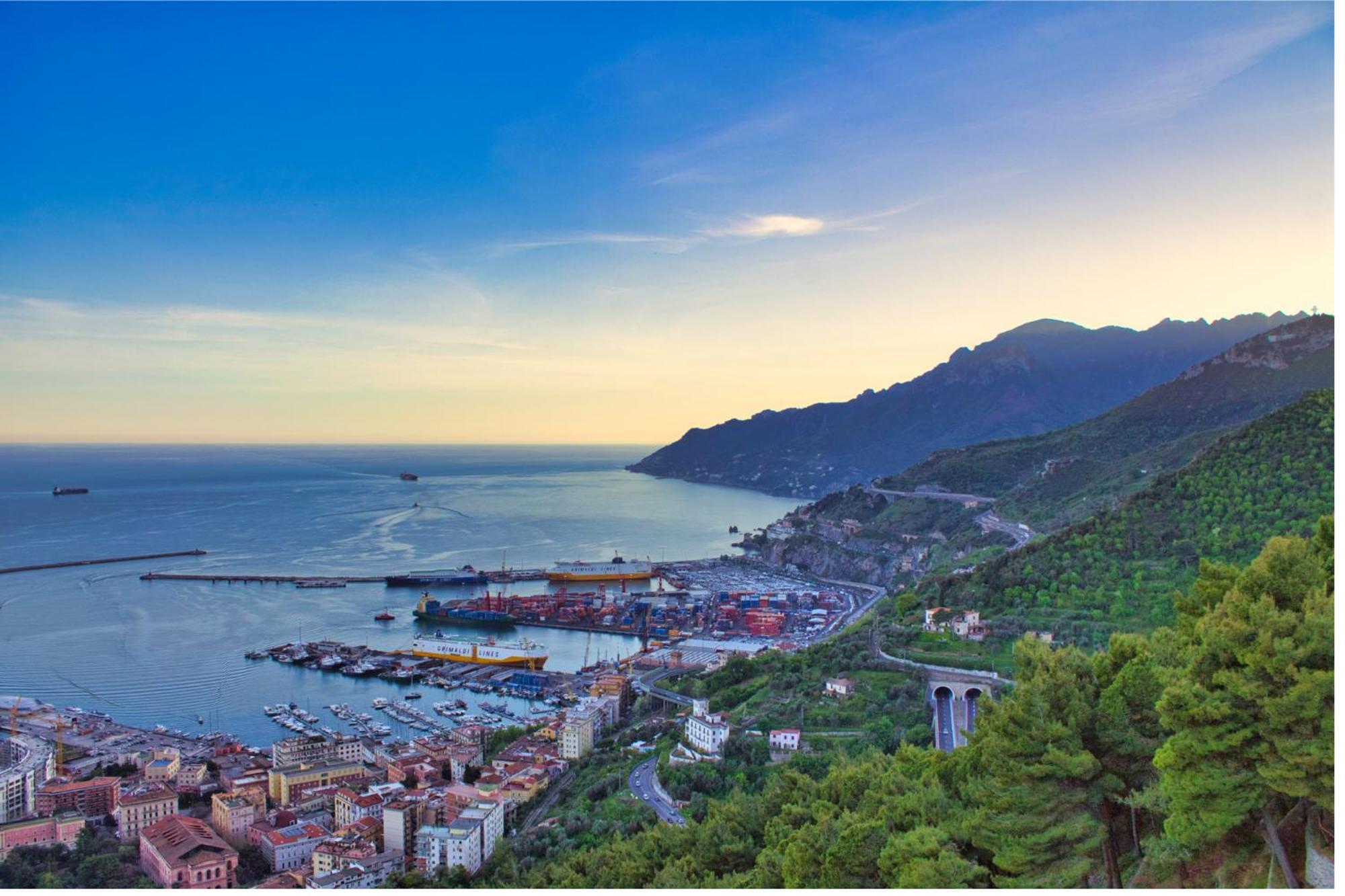 Mare Luna - Appartamento Nel Centro Storico Di Salerno Exterior foto